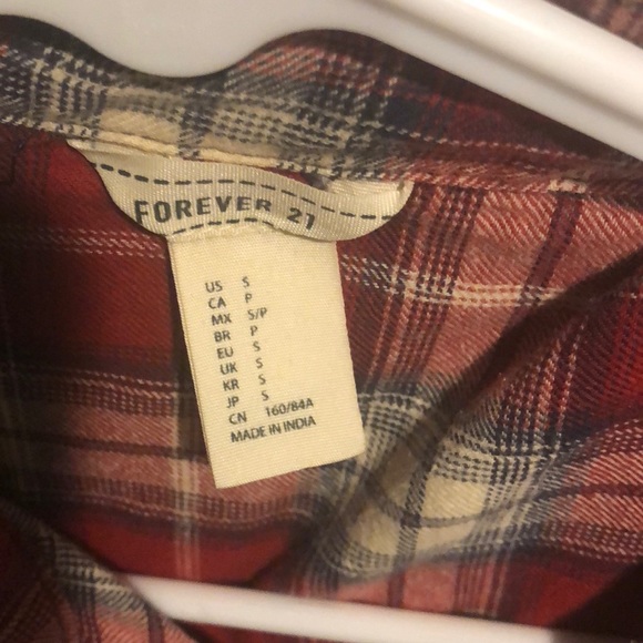 Red and white flannel - Picture 2 of 3